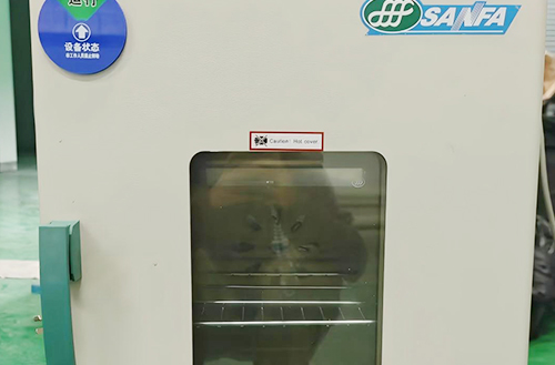 鼓風(fēng)式烘箱