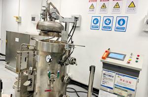 350*450型水熱反應(yīng)釜