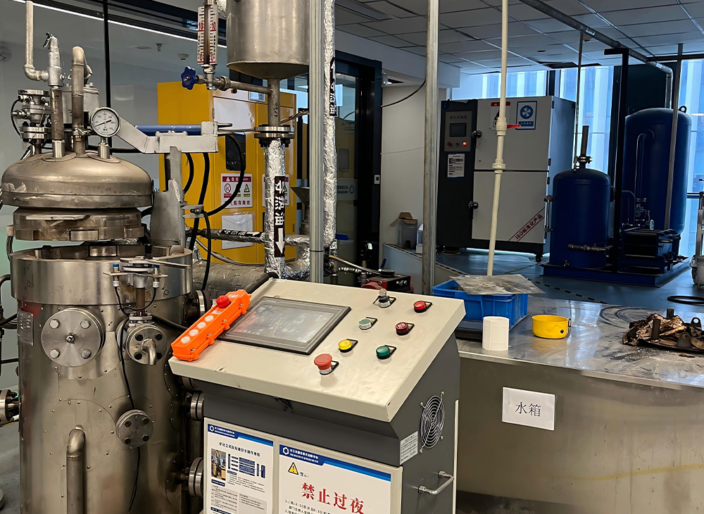 350*450型碳化反應(yīng)釜